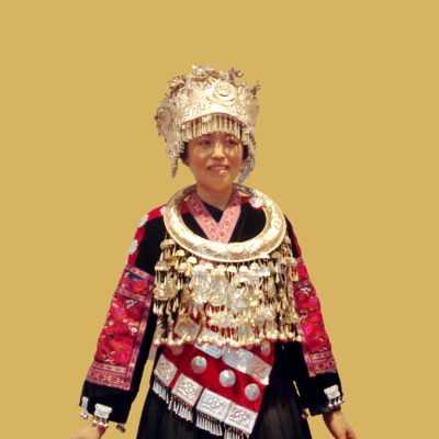 于2017年经包治芬介绍认识土苗医,又经创始人张珍双师父,介绍土苗医对